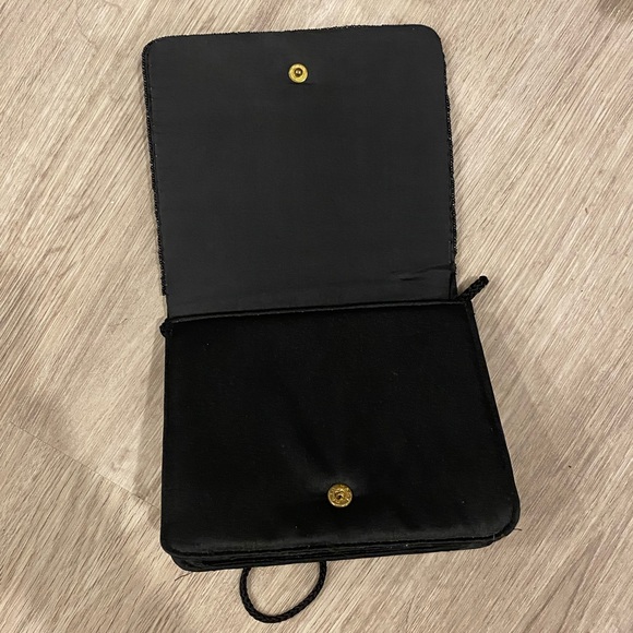 VINTAGE Small Black and Gold Beaded Purse - Picture 5 of 8